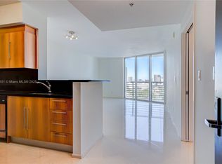 325 Biscayne Blvd #2418, Miami, FL 33130