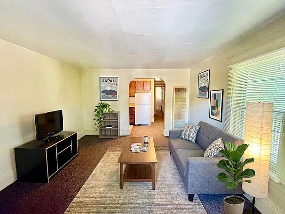 4th image of 1123 Laporte Ave APT 4