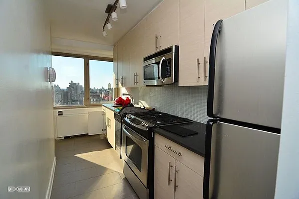 Rented by Citi Habitats | media 7