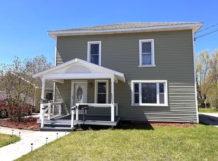 517 Dresser St, Cheboygan, MI 49721