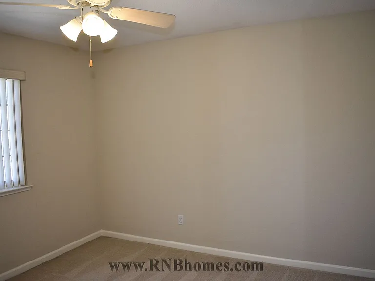 2400 Carr Ct — Photo 16
