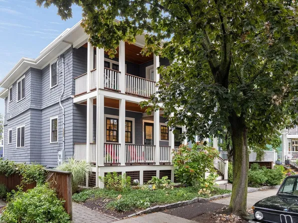 159 Fayerweather St #1, Cambridge, MA 02138
