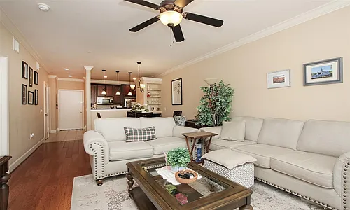 2203 Dorrington St #208 Photo 1