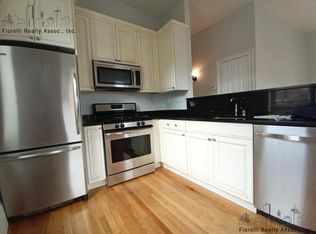 177 Endicott St APT 6, Boston, MA 02113
