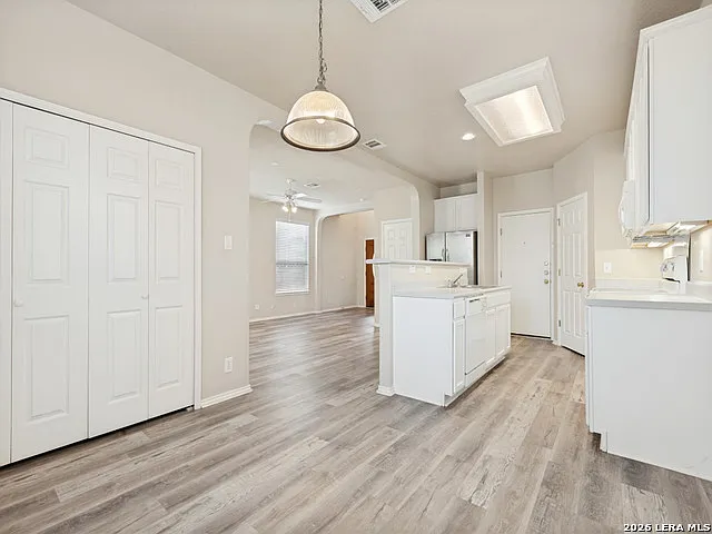 6607 Biscay Bay — Photo 3