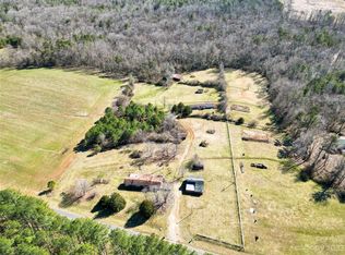 4100/4092 Pea Ridge Rd, Lawndale, NC 28090