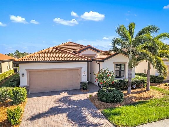 5th image of 10135 Crooked Creek Dr