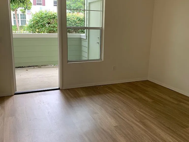 Via Ventura Apartments — Photo 39