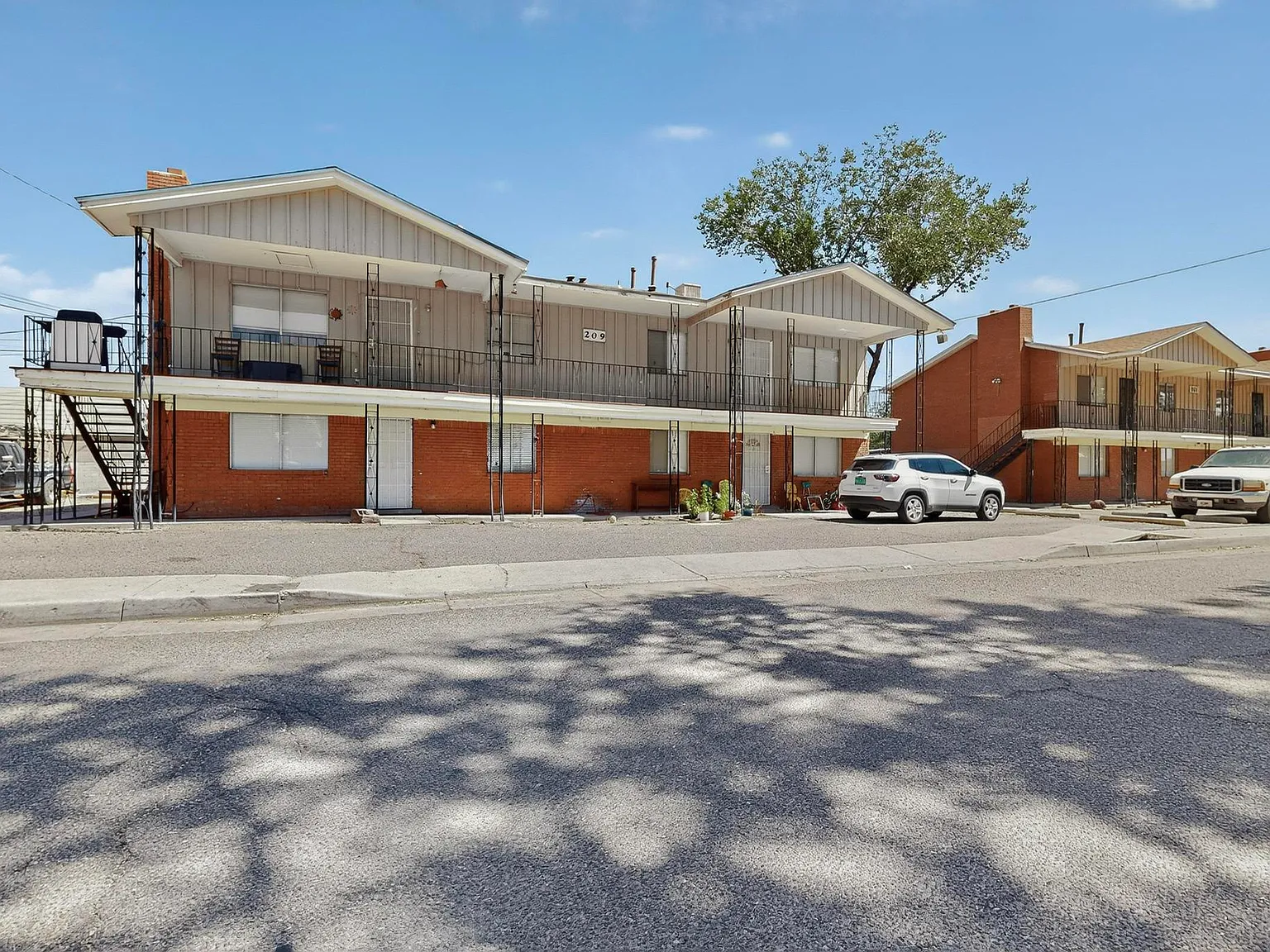 Delamar Loop Apartments — Photo 2