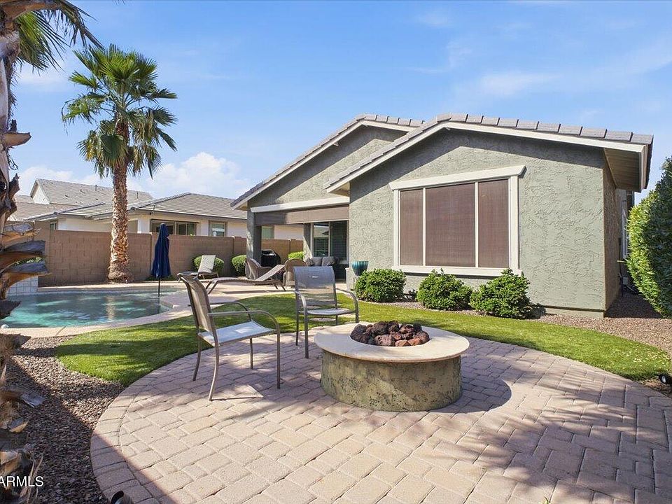 1st image of 14373 W BLOOMFIELD Road