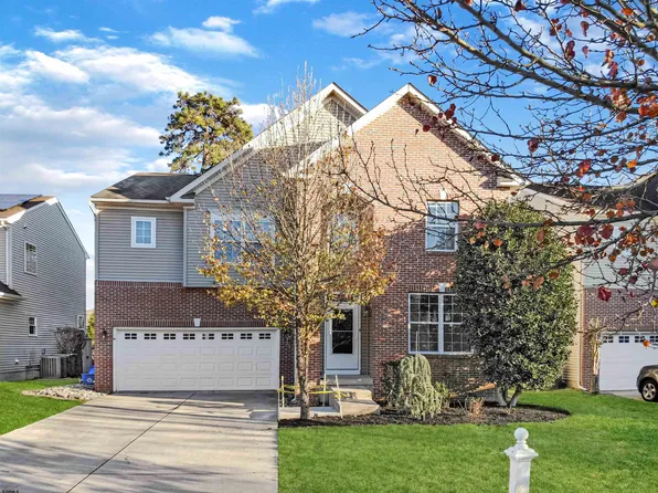 10 Hilltop Cir, Mays Landing, NJ 08330