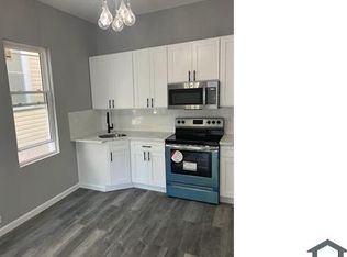 328 Huntington Ave, Bronx, NY 10465