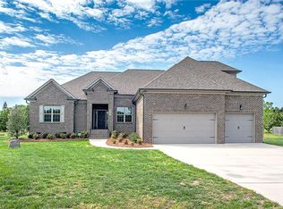 8207 Fortana Ct, Kernersville, NC 27284