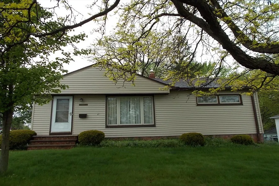 11010 Gabriella Dr photo 1