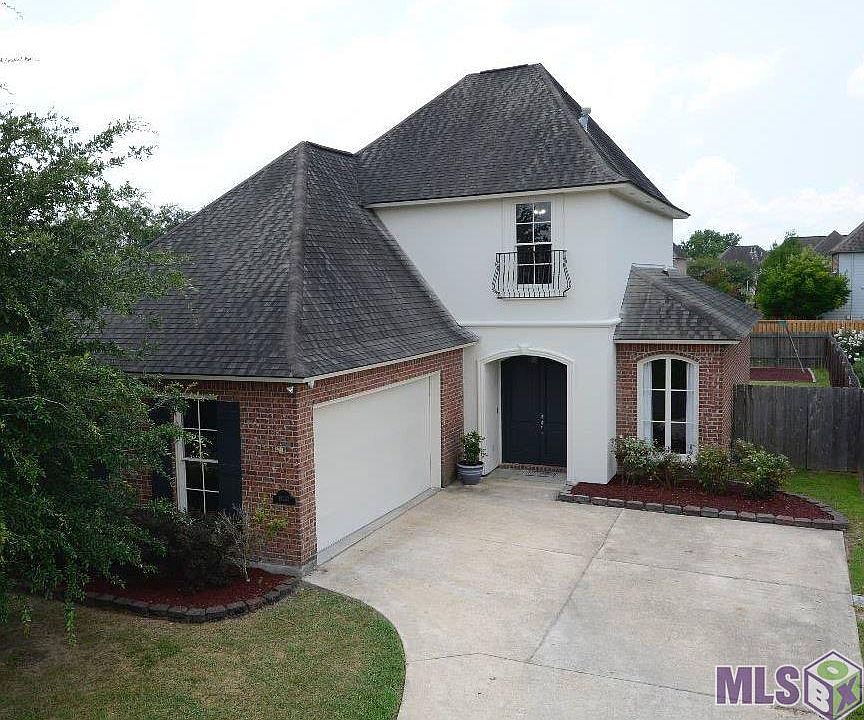 1st image of 18237 S Pine Grove Ct