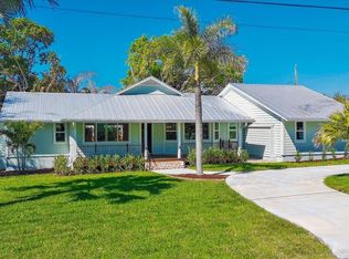 2366 SE Country Club Lane, Stuart, FL 34996