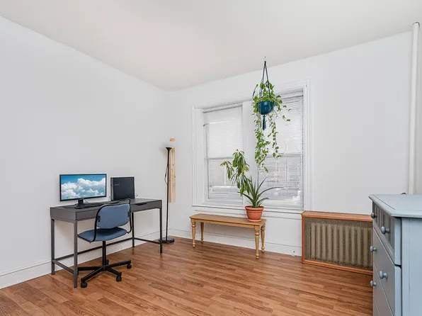 2321 East 24th Street image 4 of 29