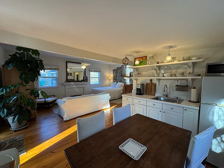 502 Cobb Rd — Photo 3