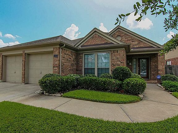 Another view of this fabulous home with fully-landscaped yard.