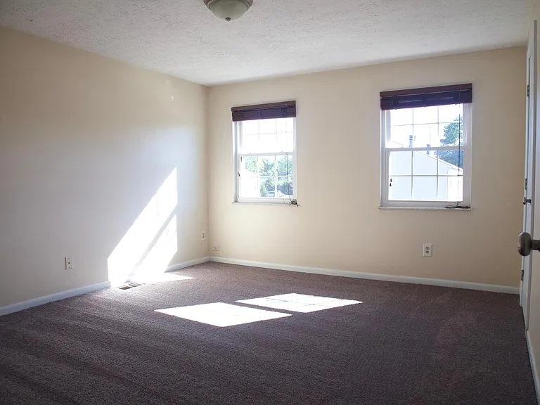 7399 Golden Springs Dr — Photo 3