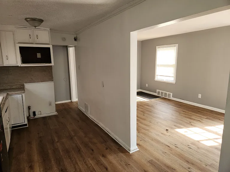 10434 Merlin St — Photo 11