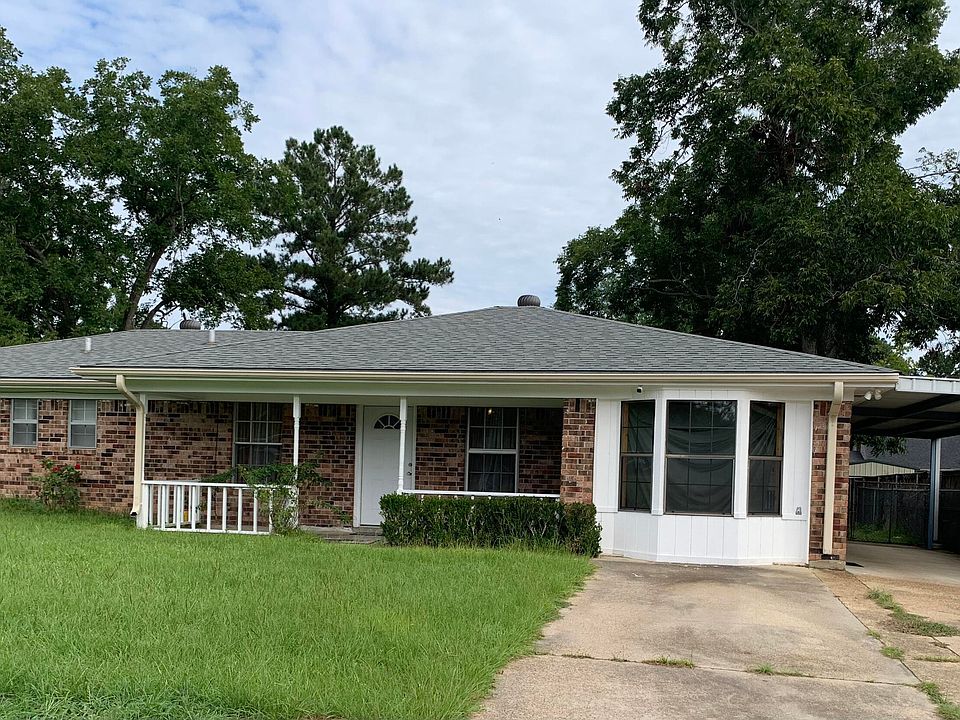 1st image of 492 Nila Sue Dr
