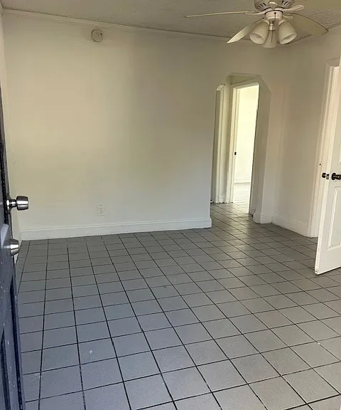 2111 W Gray St #1 — Photo 1