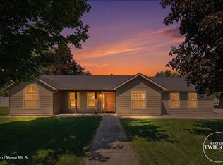 697 W Honeysuckle Ave, Hayden Lake, ID 83835