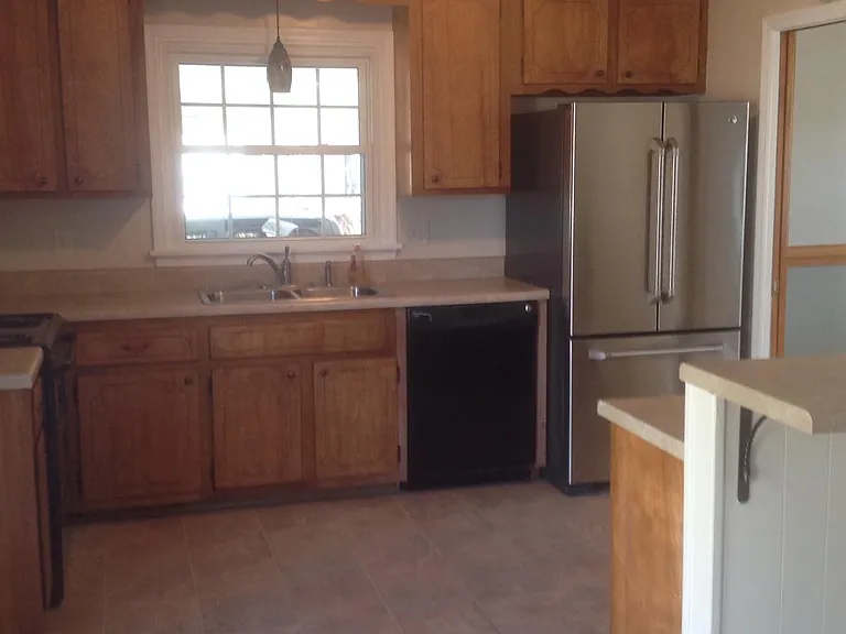 8088 Lynmar Ln — Photo 9