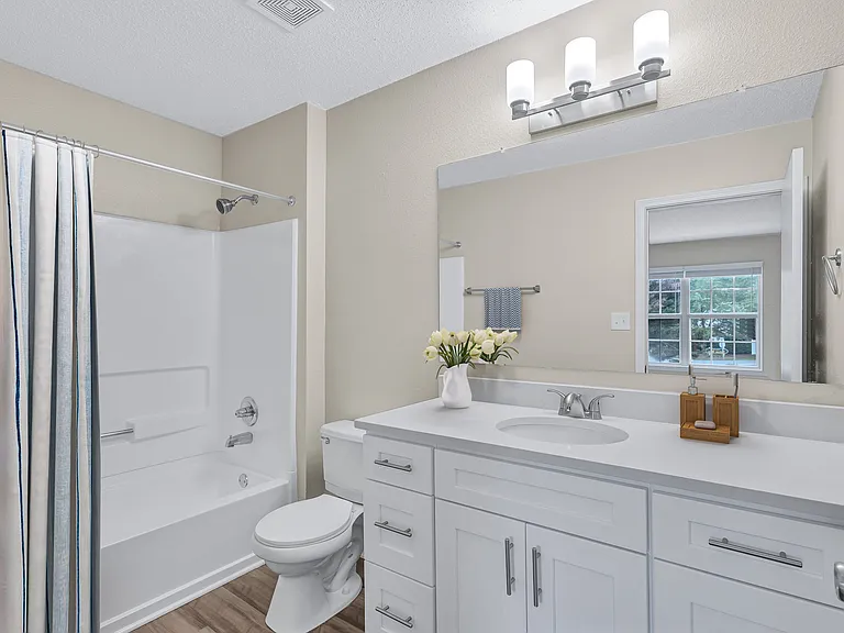 Willow Bend Townhomes — Photo 17