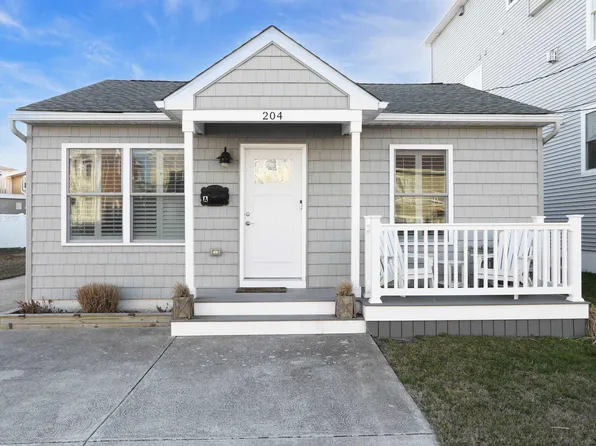 204 N 10th St #A, Brigantine, NJ 08203