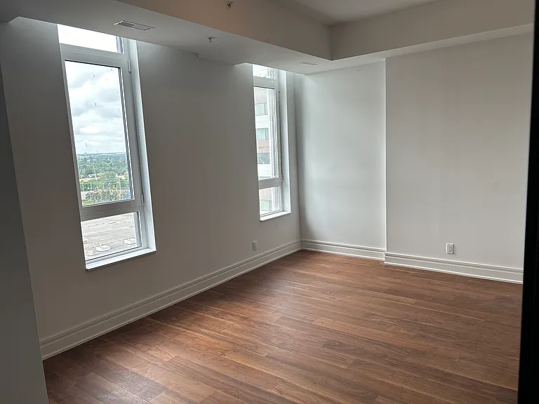 150 Marketplace Ave — Photo 60