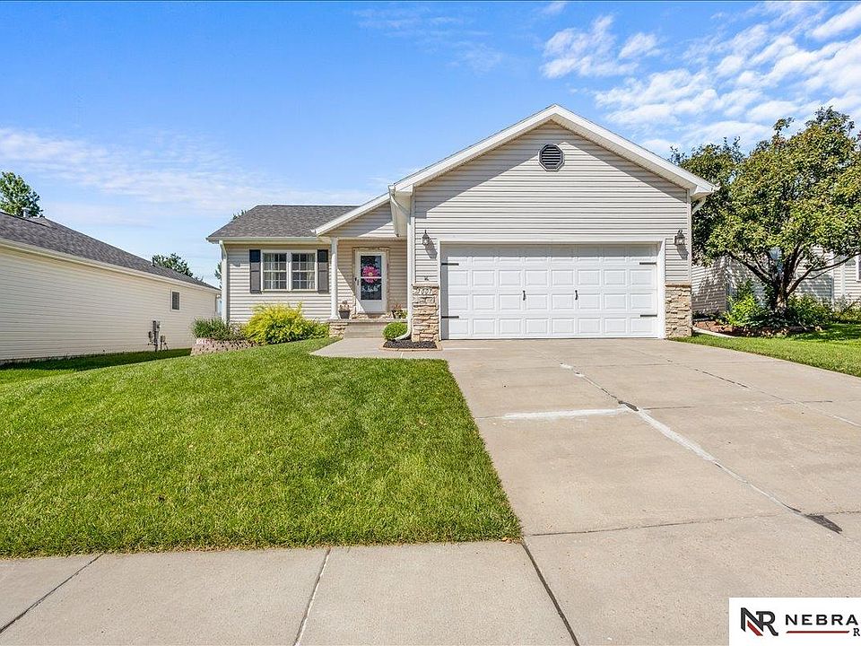 1st image of 7007 N Grand Lake Dr