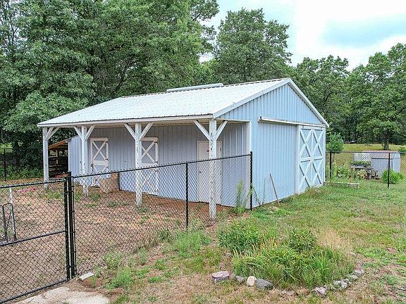 5th image of 661 Jack Pine Arbor Rd