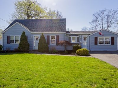 8 Lynn Pl, Pompton Plains, NJ, 07444