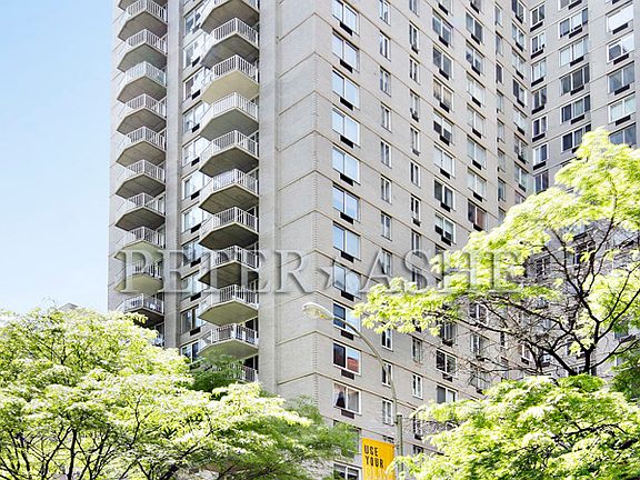 4th image of 220 E 65th St APT 7K