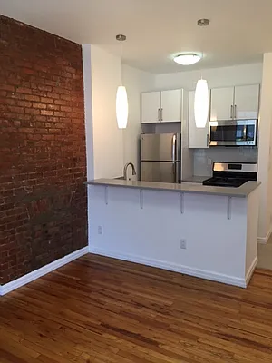 Rented by ER (DO NOT USE) | media 10