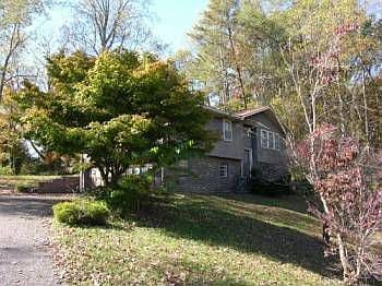 1st image of 7421 Glastonbury Rd