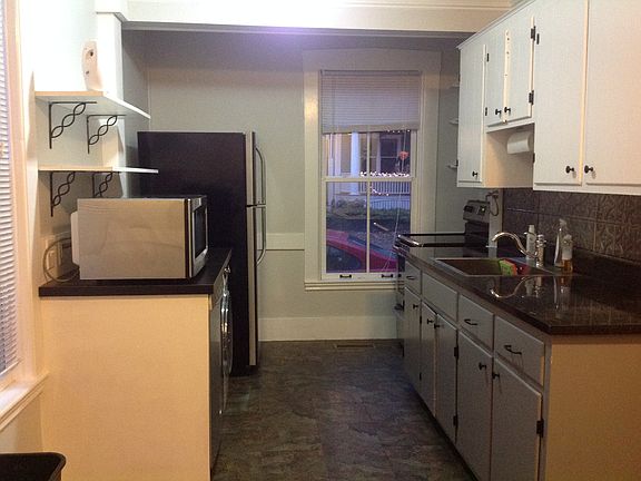 4th image of 87 Central St Suite 1
