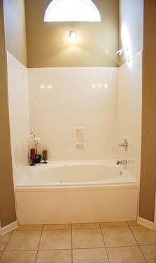 5th image of 15283 Stone Hedge Dr