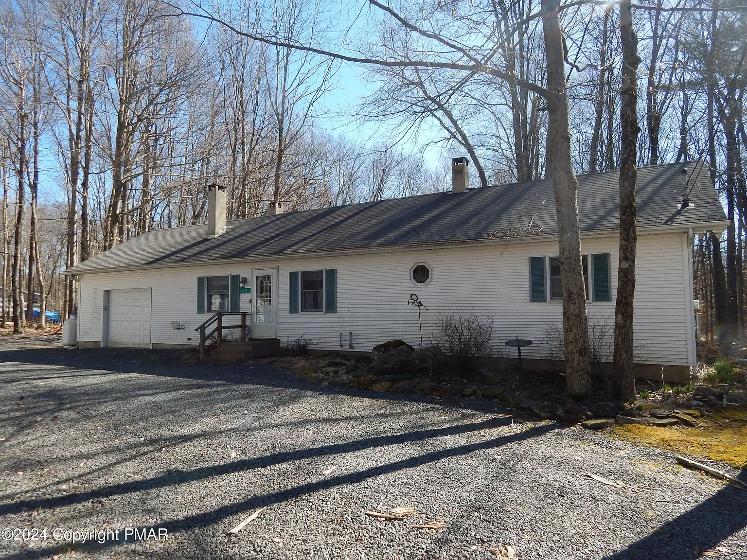 118 Stout Dr photo 1