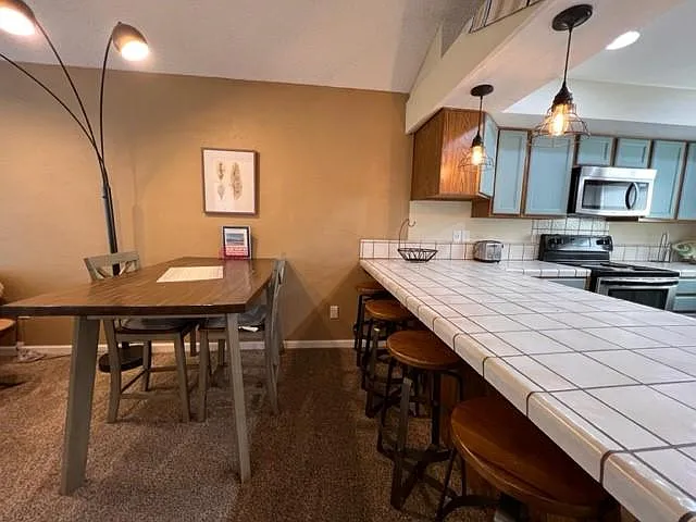 201 Riverfront Dr #9 — Photo 12