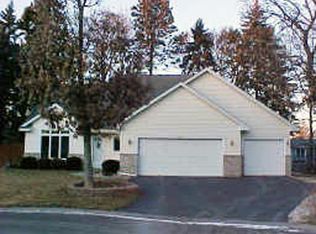 6426 Upper 46th St N, Oakdale, MN 55128