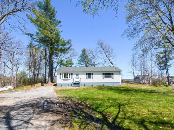 369 Thompson Rd, Webster, MA 01570