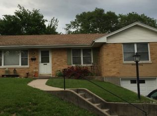 410 Crest Dr, Jefferson City, MO 65109