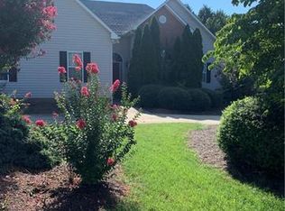 114 Hampshire Ct, Salisbury, NC 28144