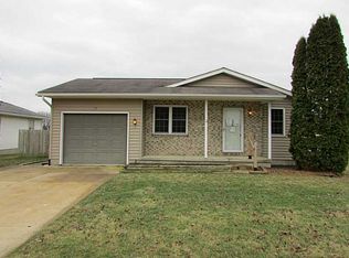 17 Lloyd Dr, North Lewisburg, OH 43060