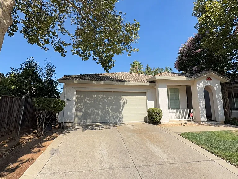 9748 Cervelli Way — Photo 1