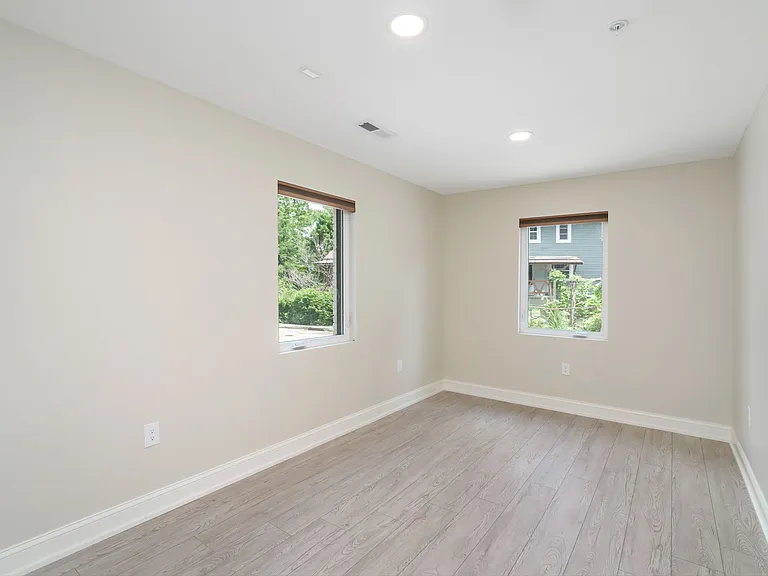100 E Tennessee Ave #101 — Photo 18