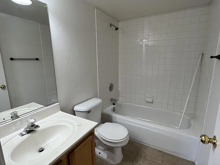 8725 W Flamingo Rd #243 — Photo 7